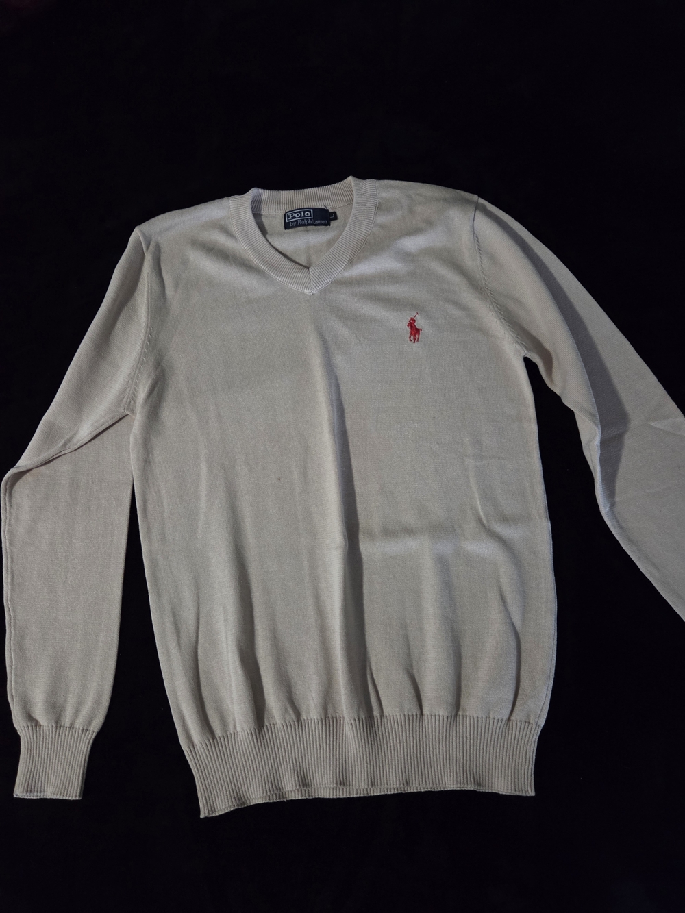 Ralph Lauren V-Neck Sweater in Light Beige with Red Pony